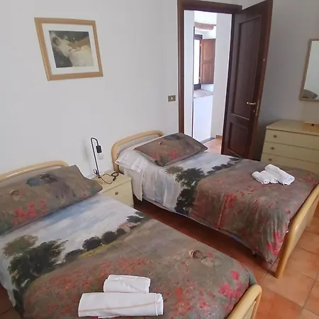 A Casa Dei Nonni Apartment *